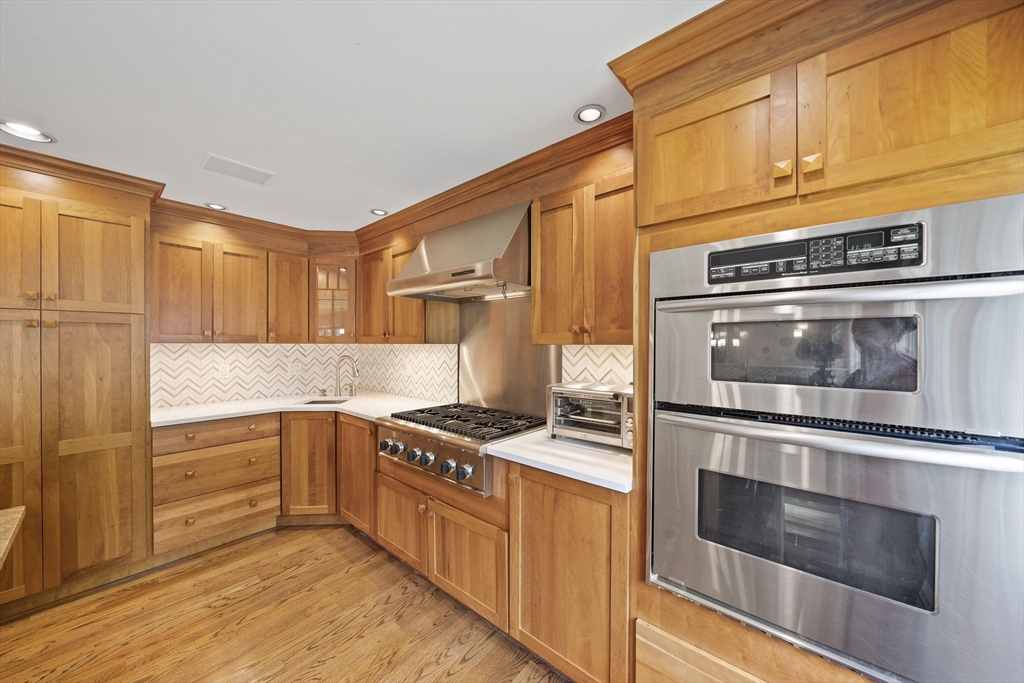 41 Algonquin Road Canton, MA 02021 - Photo 9 of 42 Gallery Image 9