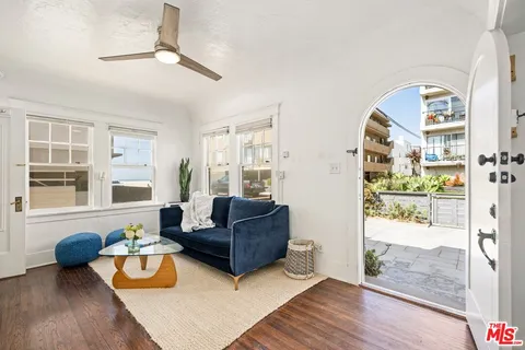 $2,495,000 | 14 Northstar Street, Marina del Rey, CA 90292