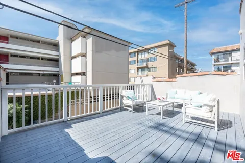 $2,495,000 | 14 Northstar Street, Marina del Rey, CA 90292