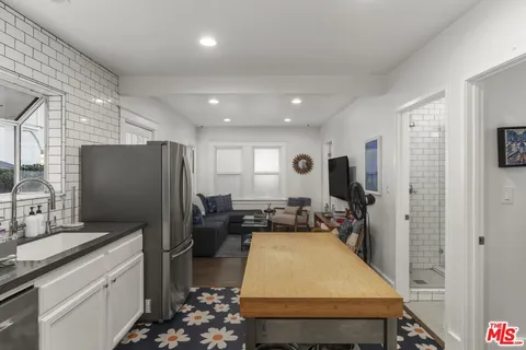 $2,495,000 | 14 Northstar Street, Marina del Rey, CA 90292