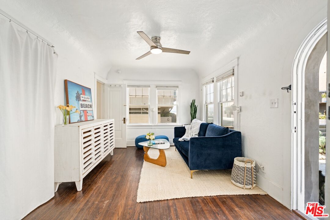 14 Northstar Street Marina del Rey, CA 90292 - Photo 4 of 47