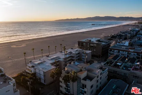 $2,495,000 | 14 Northstar Street, Marina del Rey, CA 90292