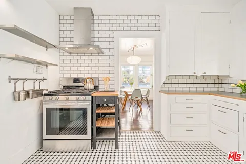 $2,495,000 | 14 Northstar Street, Marina del Rey, CA 90292