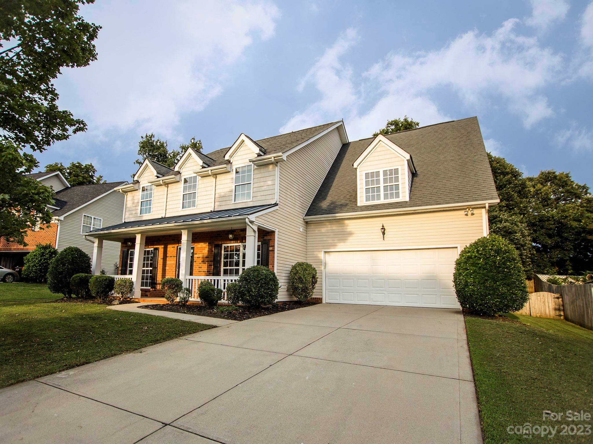 3437 Norwich Road Fort Mill, SC 29715 - Photo 3 of 46 a front view of a house with garden