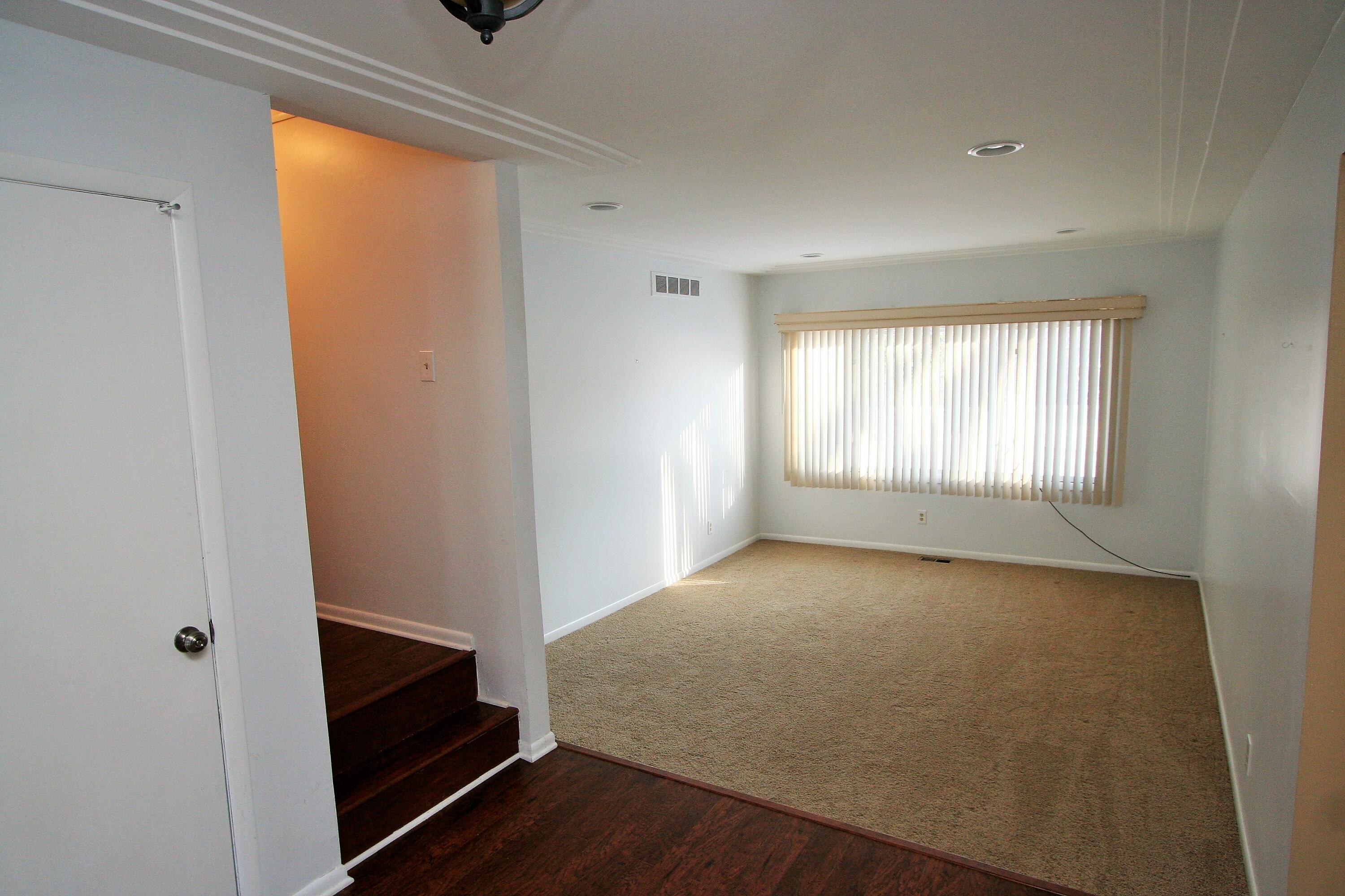22987 West 13 Mile Road Beverly Hills, MI 48025 - Photo 13 of 26 formal livingroom