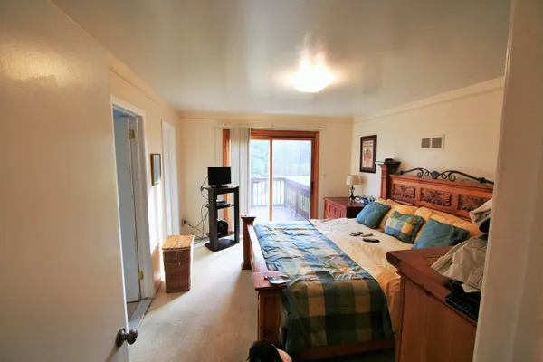 $2,500 | 22987 West 13 Mile Road, Beverly Hills, MI 48025