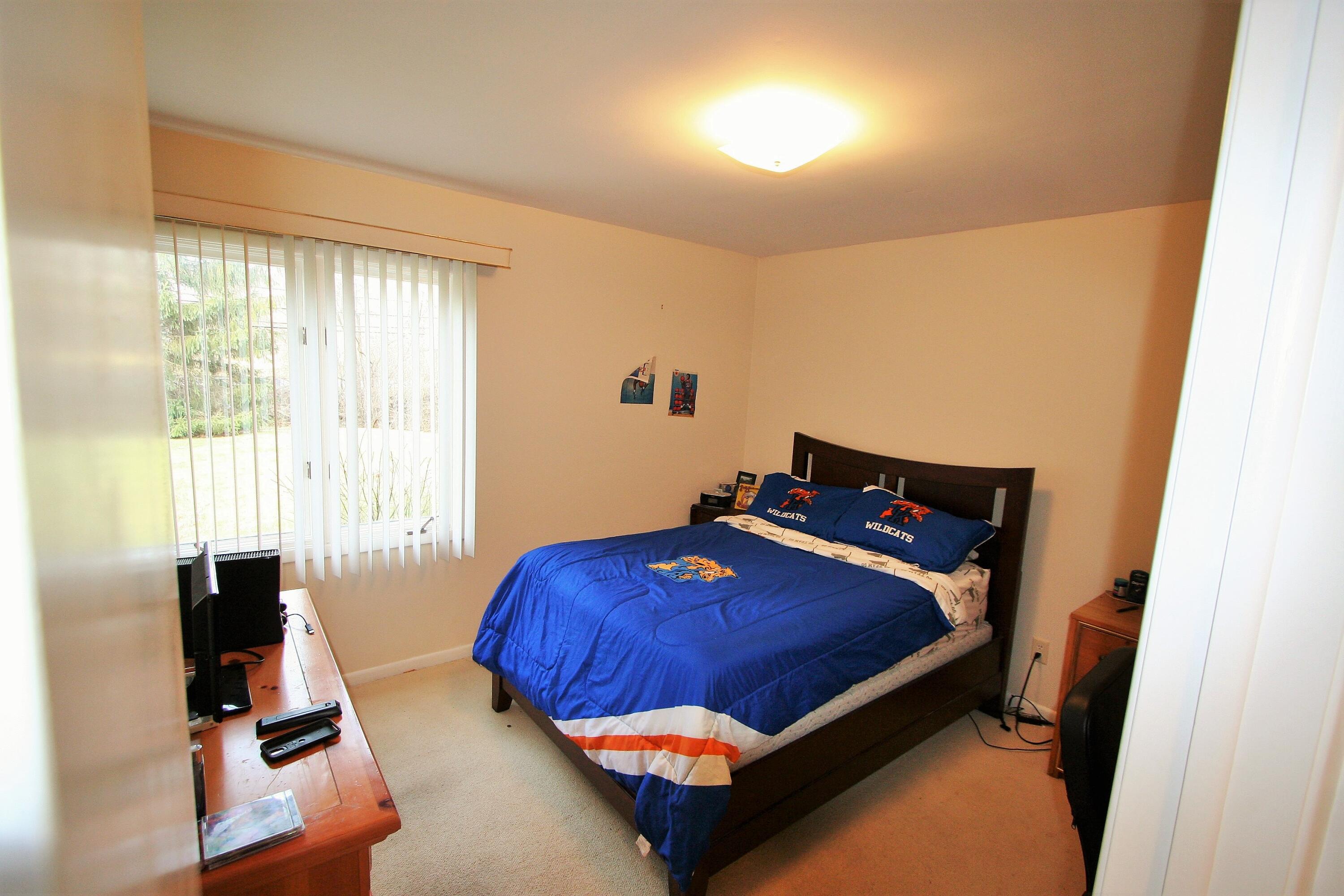 22987 West 13 Mile Road Beverly Hills, MI 48025 - Photo 21 of 26 Bed 2