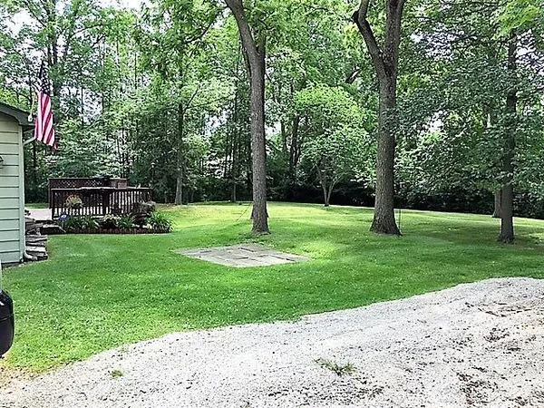 $2,500 | 22987 West 13 Mile Road, Beverly Hills, MI 48025
