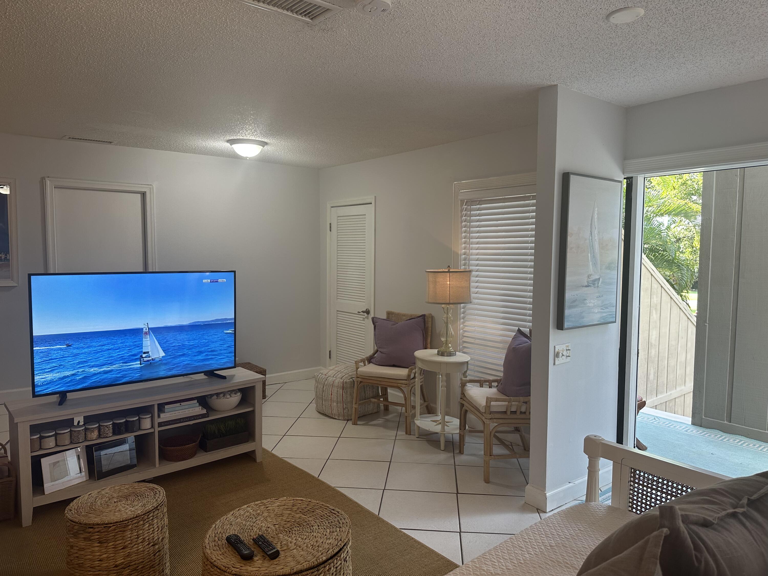 1605 Highway 1, Unit 2F Jupiter, FL 33477 - Photo 25 of 43 IMG_3128