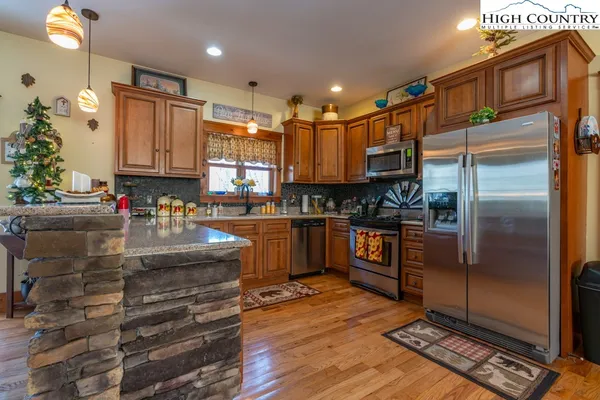 $799,000 | 242 Wallace Crossing, Todd, NC 28684