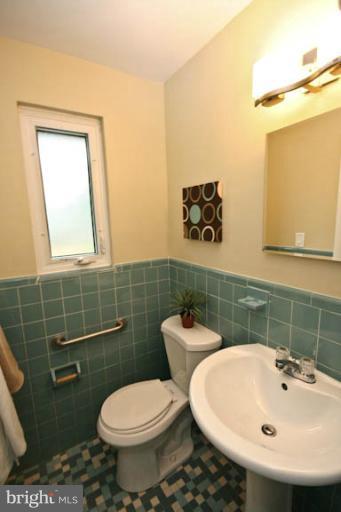 740 Whitaker Terrace Silver Spring, MD 20901 - Photo 25 of 29 Bedroom (Master)