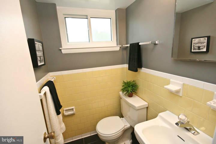 740 Whitaker Terrace Silver Spring, MD 20901 - Photo 10 of 29 Half Bath