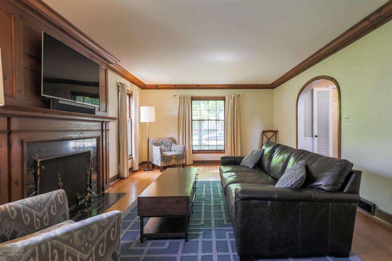 1134 Yorkshire Road Grosse Pointe Park, MI 48230 - Photo 14 of 30
