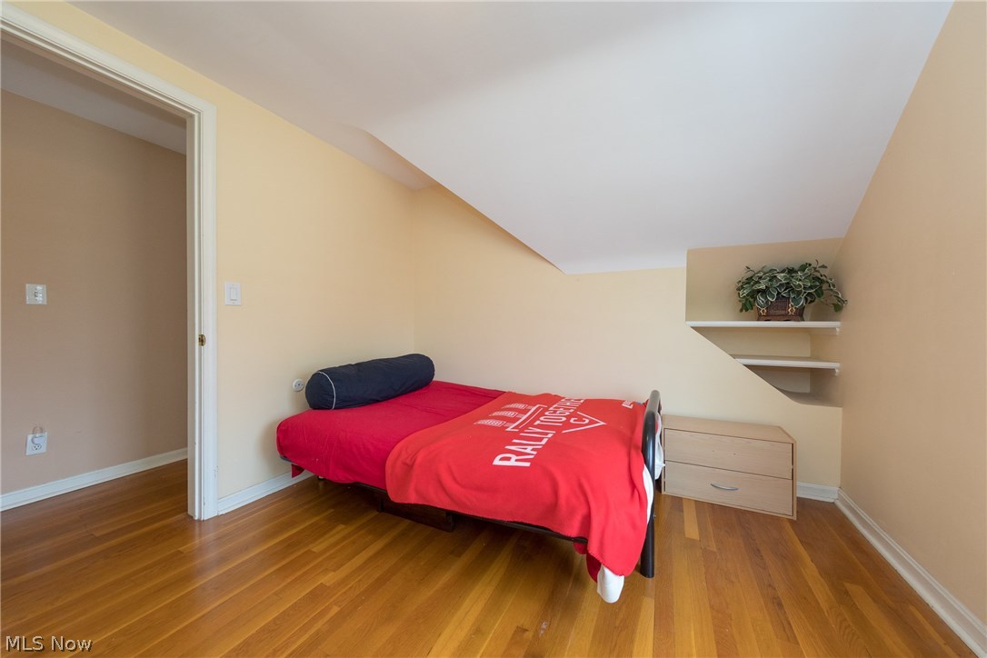5035 North Barton Road Cleveland, OH 44124 - Photo 26 of 32