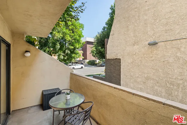 $699,000 | 350 Burchett Street, Unit 101, Glendale, CA 91203