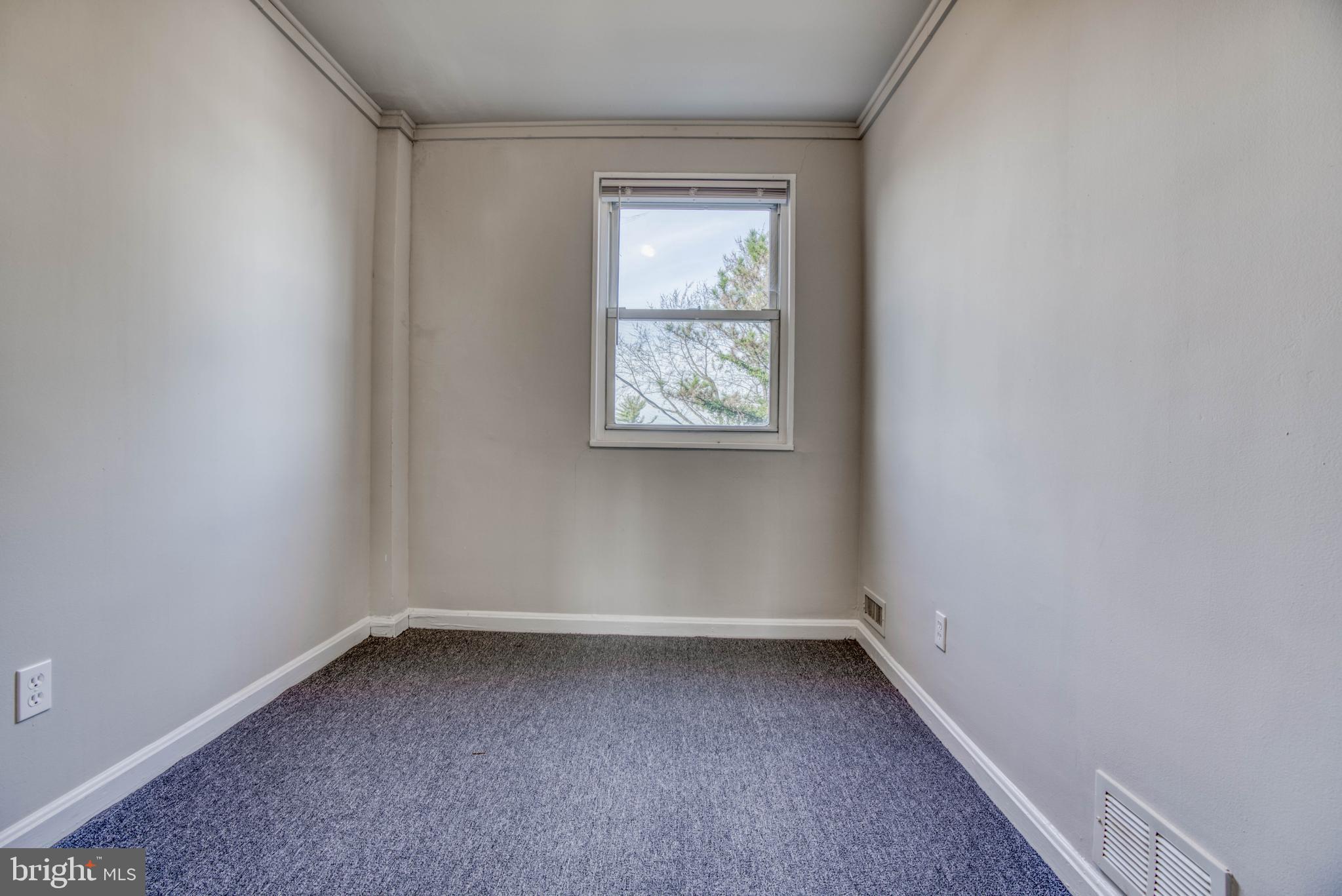 5514 Channing Road Baltimore, MD 21229 - Photo 15 of 39 Bedroom one