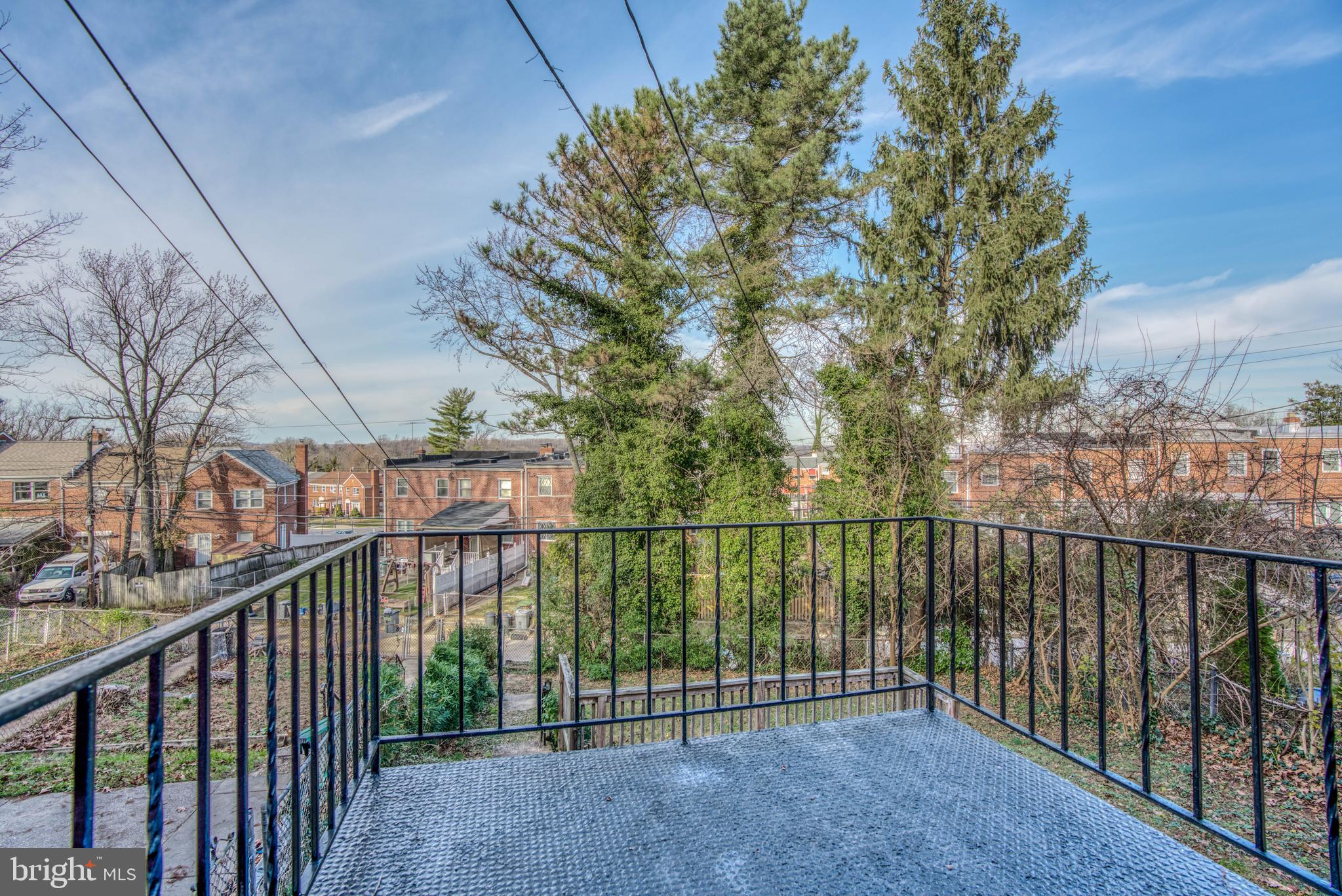 5514 Channing Road Baltimore, MD 21229 - Photo 36 of 39 Back Deck