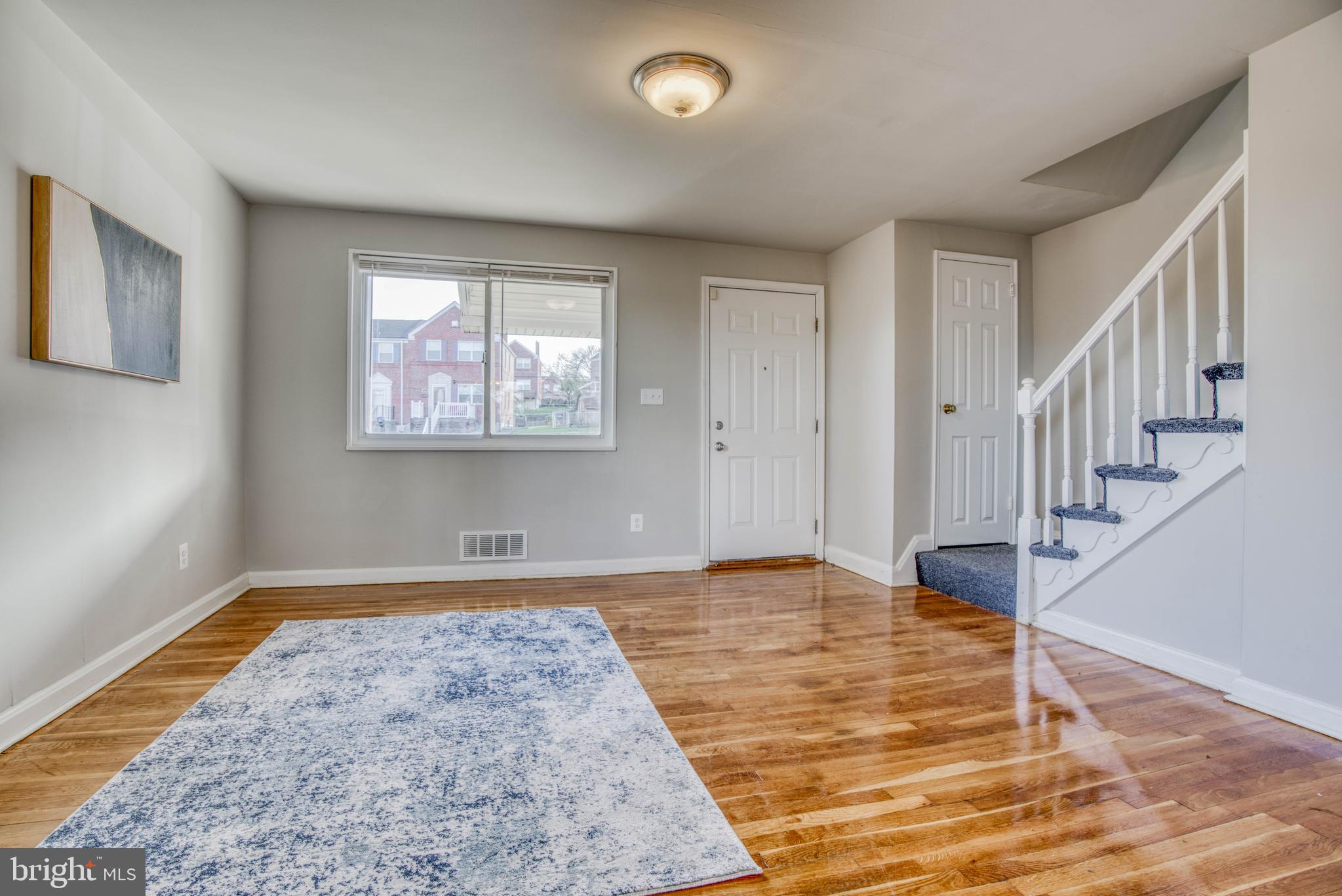 5514 Channing Road Baltimore, MD 21229 - Photo 6 of 39 Living Room