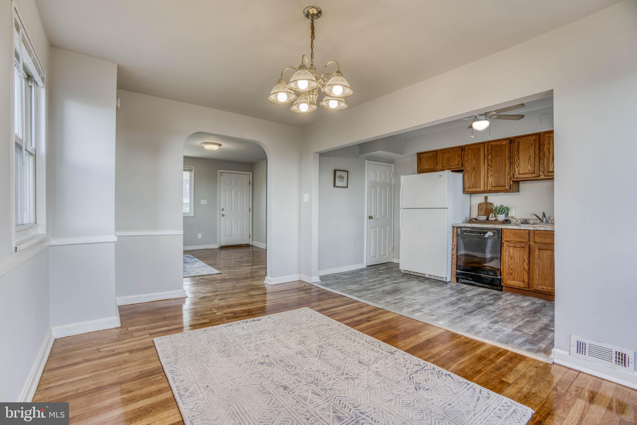 5514 Channing Road Baltimore, MD 21229 - Photo 10 of 39 Formal Dining Room