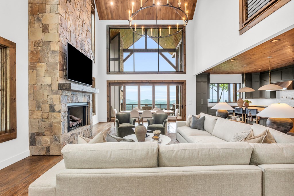 726 Overlook Drive Blue Ridge, GA 30513 - Photo 12 of 84