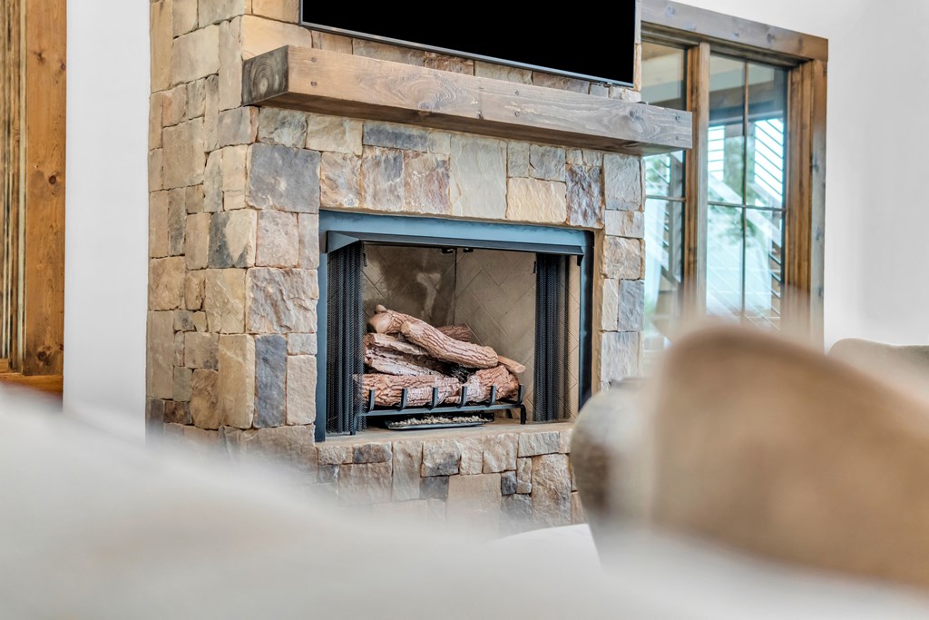 726 Overlook Drive Blue Ridge, GA 30513 - Photo 15 of 84