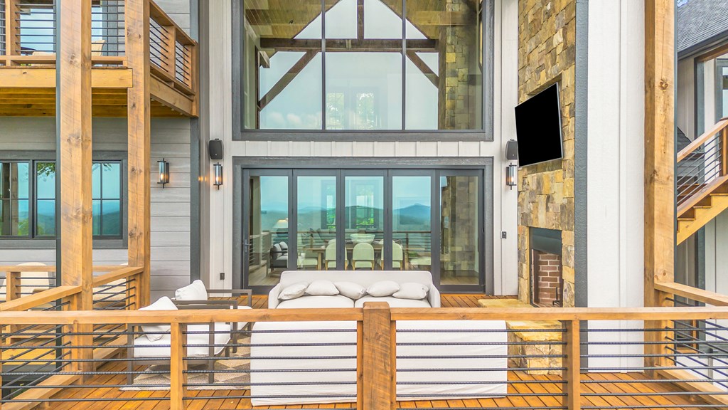 726 Overlook Drive Blue Ridge, GA 30513 - Photo 19 of 84