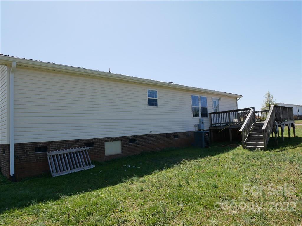 2041 Carpenters Square Road Crouse, NC 28033 - Photo 5 of 21 Gallery Image 5