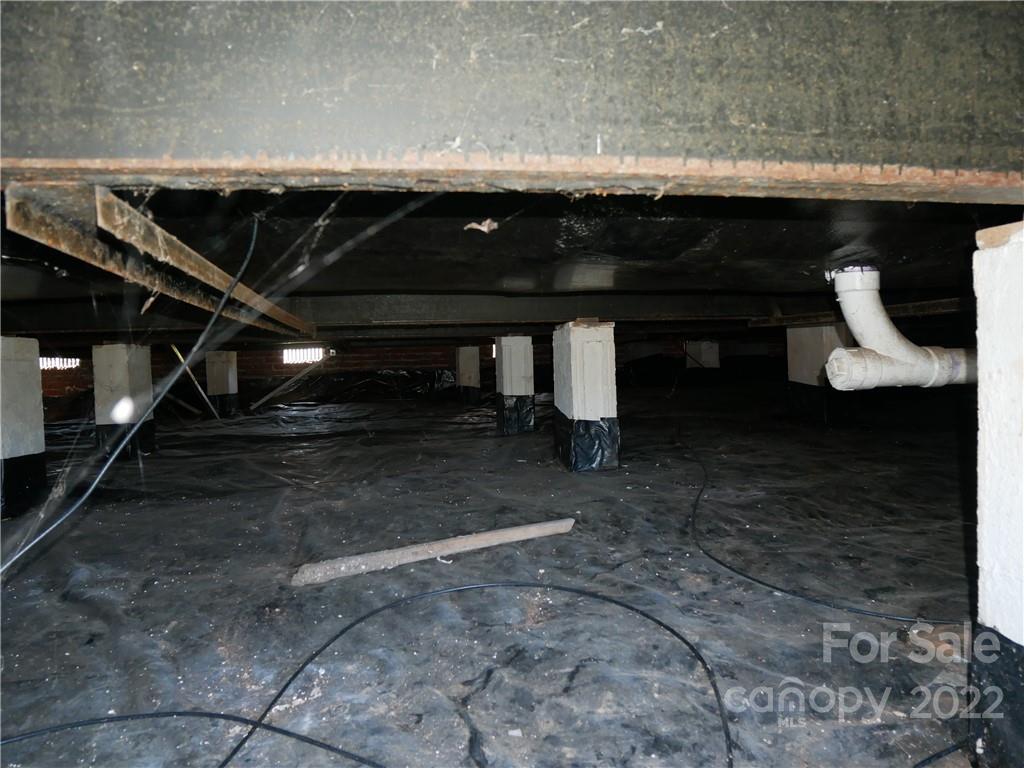 2041 Carpenters Square Road Crouse, NC 28033 - Photo 7 of 21 Gallery Image 7
