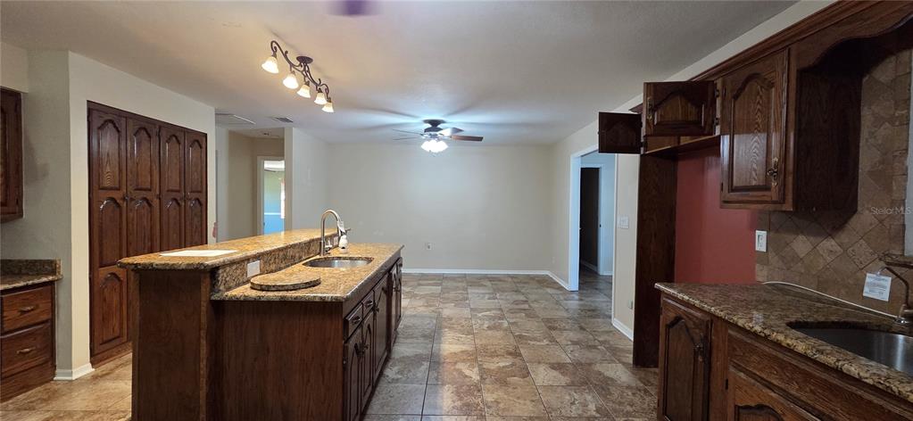 1702 South Miller Road Valrico, FL 33594 - Photo 12 of 83