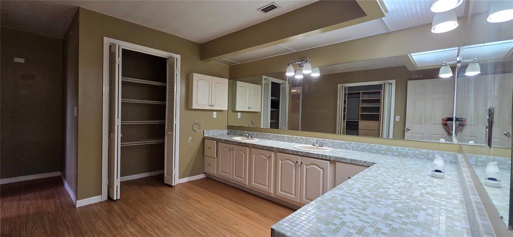 1702 South Miller Road Valrico, FL 33594 - Photo 28 of 83