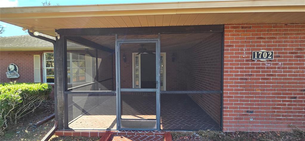 1702 South Miller Road Valrico, FL 33594 - Photo 3 of 83