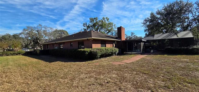 $599,000 | 1702 South Miller Road, Valrico, FL 33594