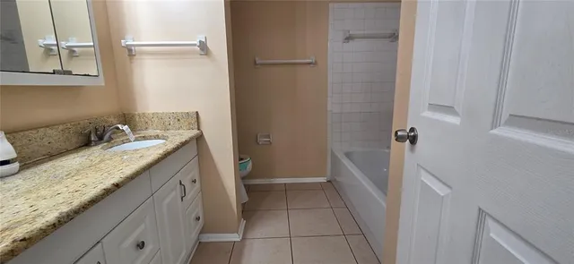 $599,000 | 1702 South Miller Road, Valrico, FL 33594