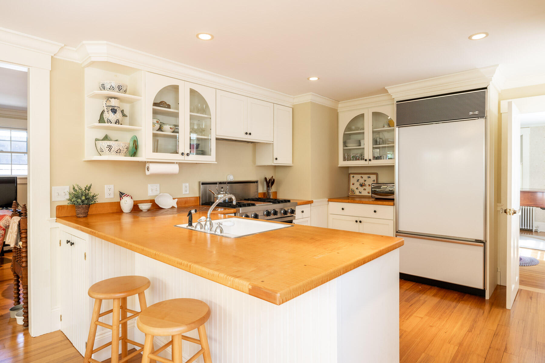 10 High Street Edgartown, MA 02539 - Photo 8 of 24 10 High Street, Edgartown-web-37