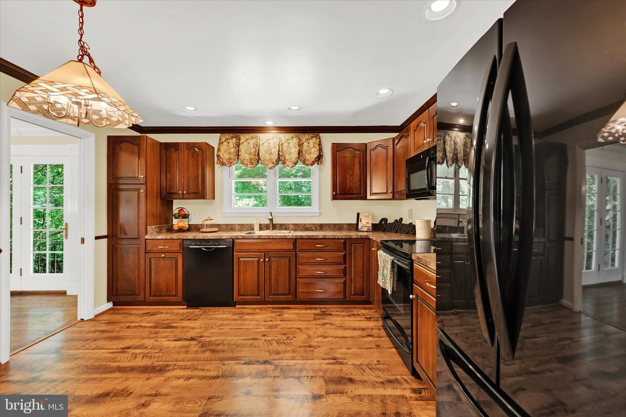208 East Ridgely Road Lutherville-Timonium, MD 21093 - Photo 17 of 48 Kitchen