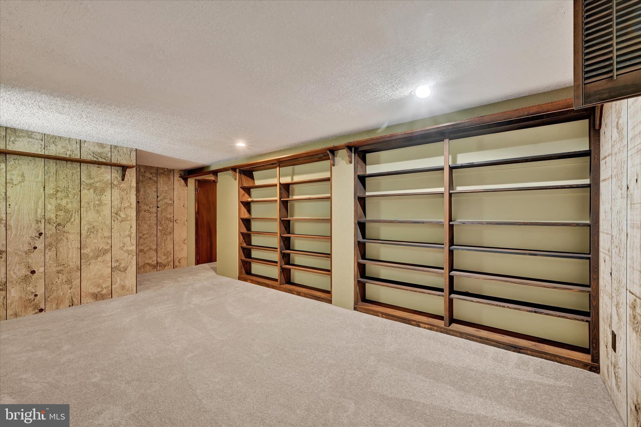 208 East Ridgely Road Lutherville-Timonium, MD 21093 - Photo 37 of 48