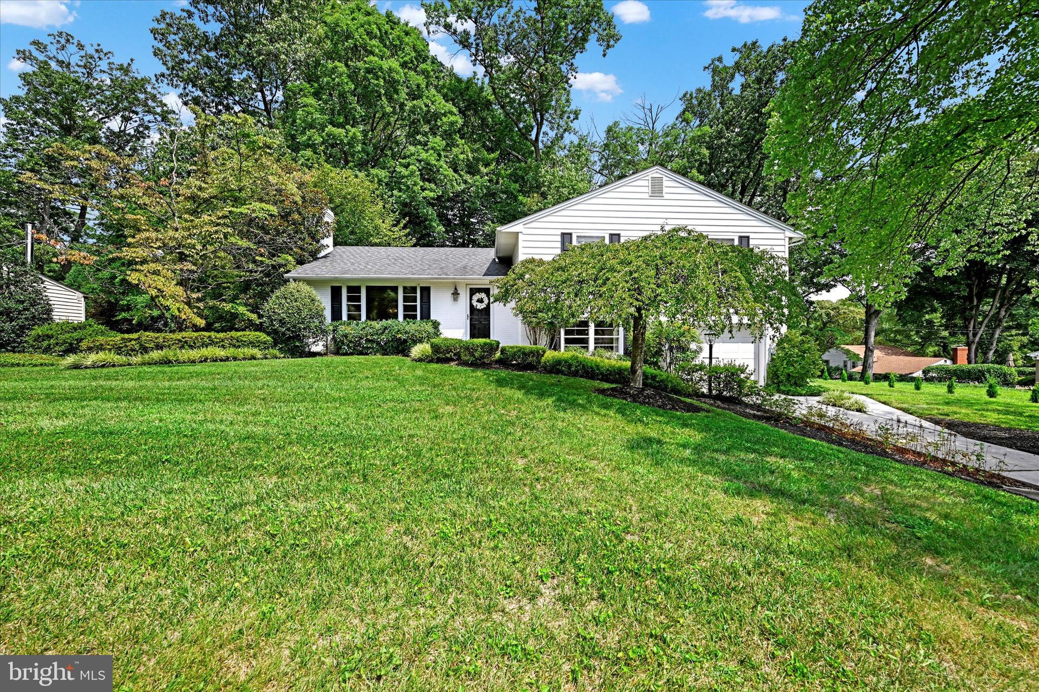 208 East Ridgely Road Lutherville-Timonium, MD 21093 - Photo 4 of 48