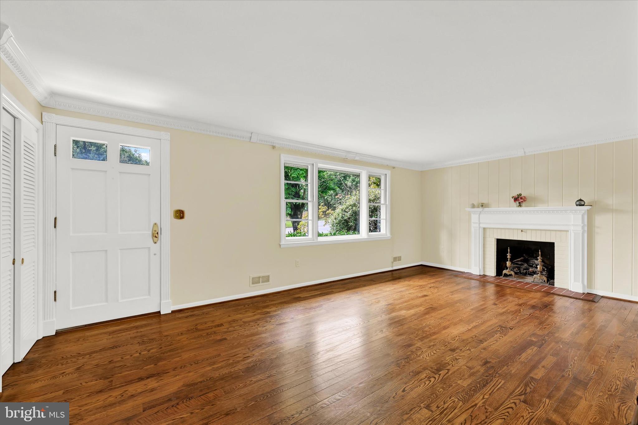 208 East Ridgely Road Lutherville-Timonium, MD 21093 - Photo 8 of 48 Hardwood floors