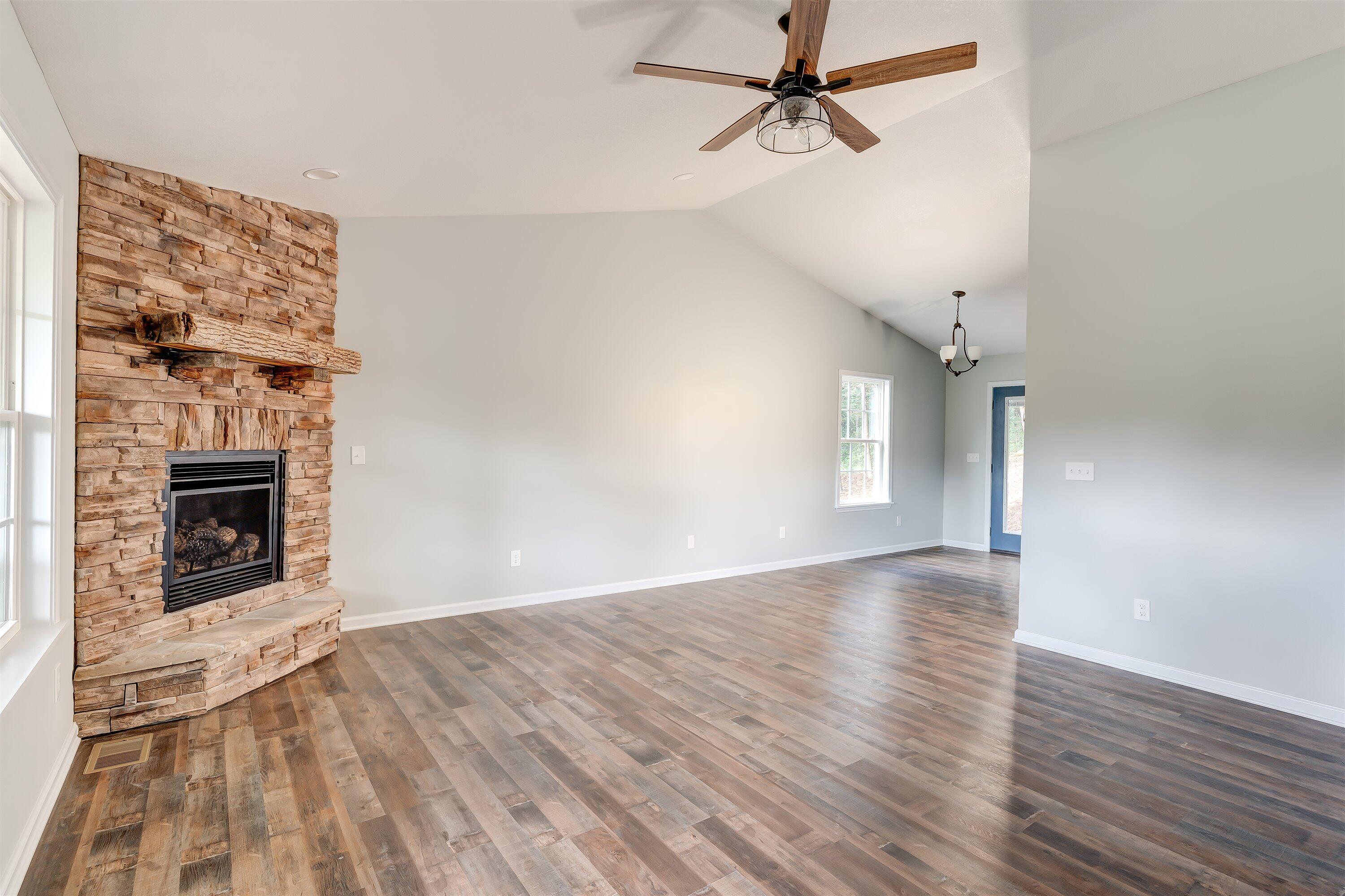 825 Little Valley Road Loudon, TN 37774 - Photo 3 of 19 03-825 Little Valley Rd-3