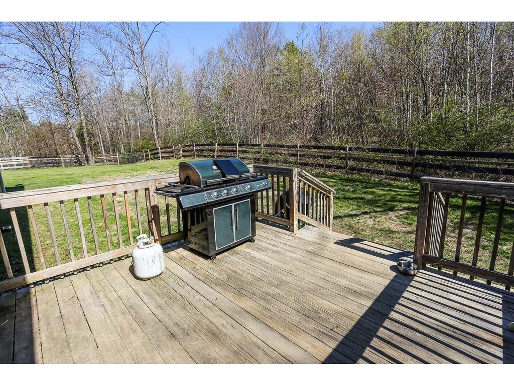 154 Canfield Road Barnstead, NH 03225 - Photo 17 of 22