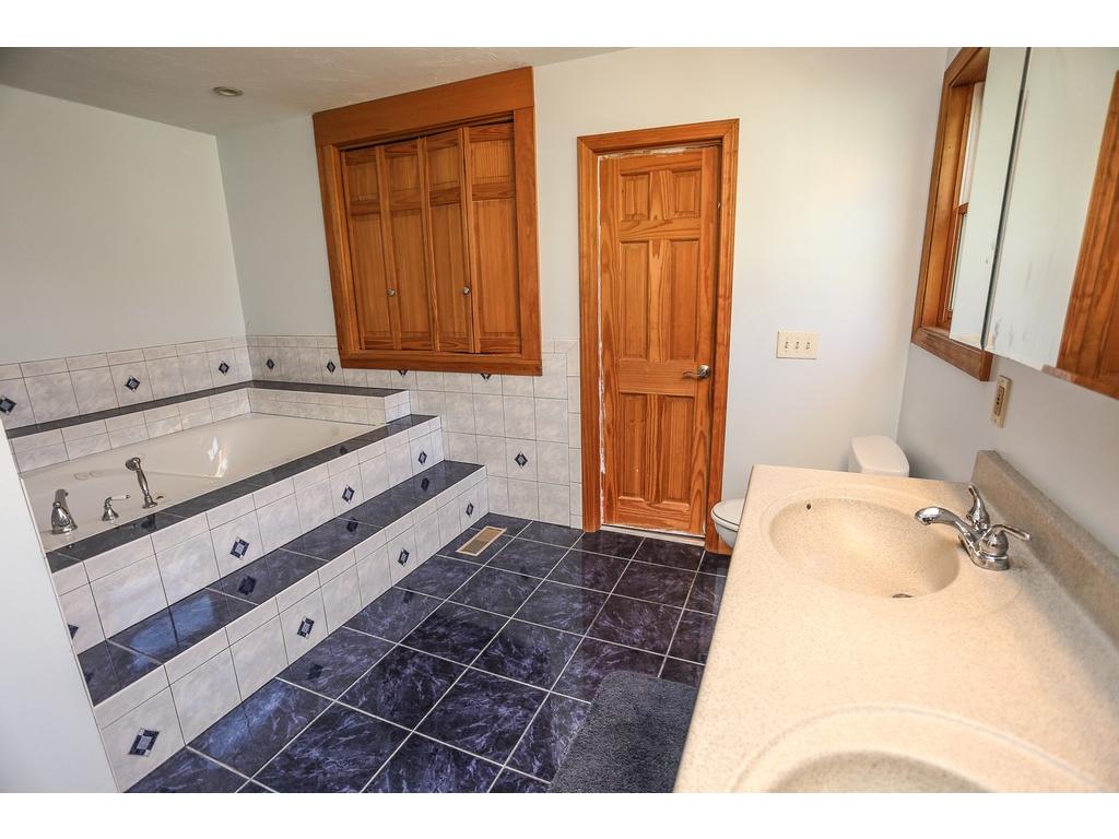 154 Canfield Road Barnstead, NH 03225 - Photo 8 of 22