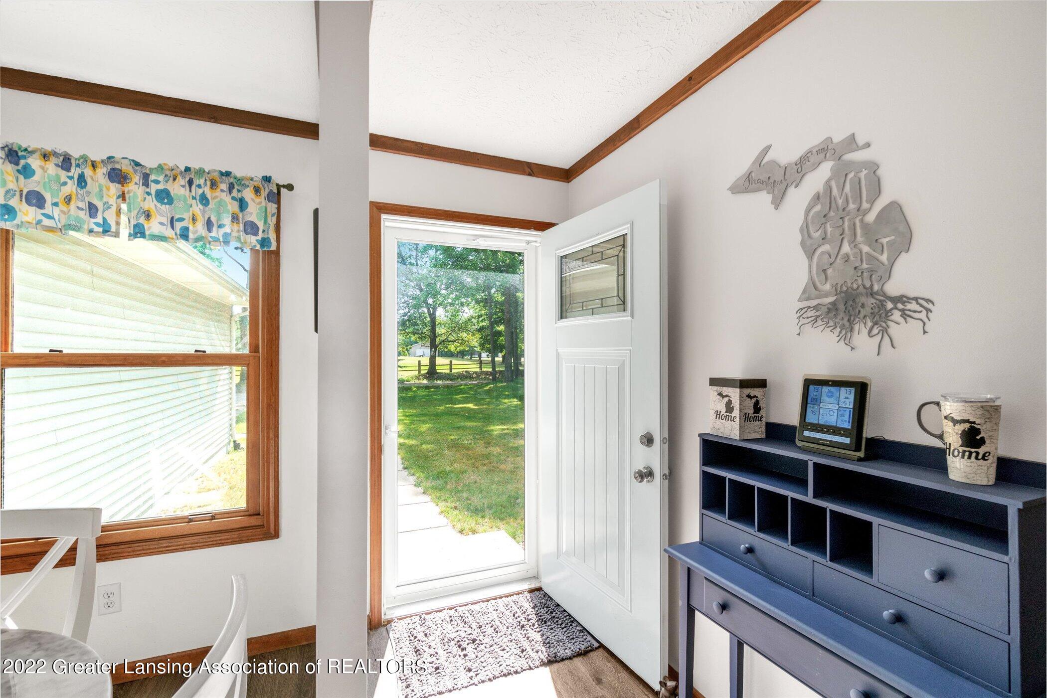 7828 Linton Road St. Johns, MI 48879 - Photo 9 of 60 10-7828-Linton-Rd-St-WindowStill-Real-Es