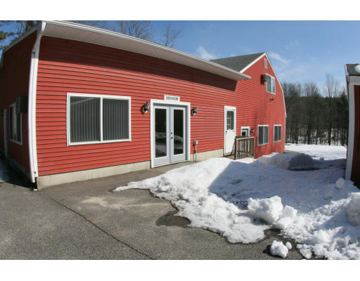 318 Southbridge Road Charlton, MA 01507 - Photo 9 of 12 Gallery Image 9