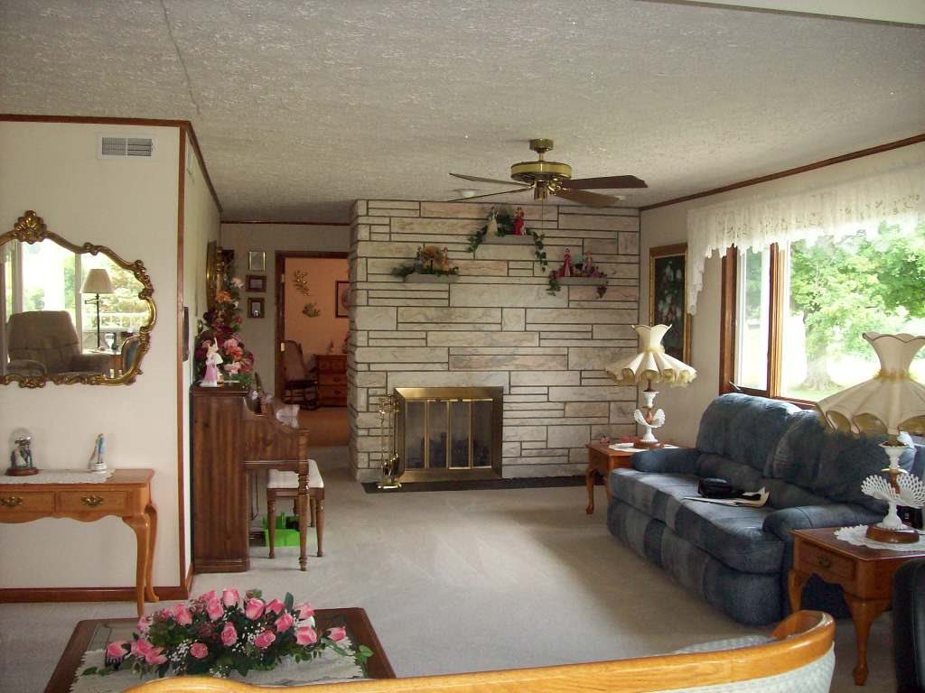 5190 East Calvertville Road Bloomfield, IN 47424 - Photo 2 of 36