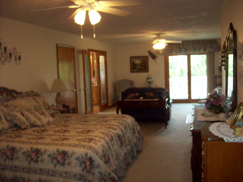 5190 East Calvertville Road Bloomfield, IN 47424 - Photo 9 of 36