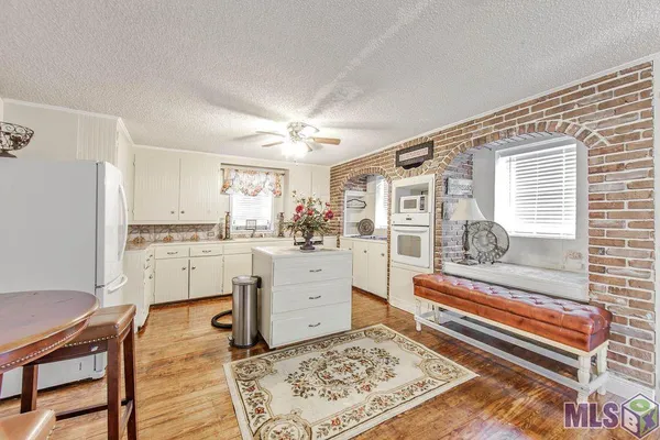 $410,000 | 208 Highway 20 Thibodaux La, Thibodaux, LA 70301