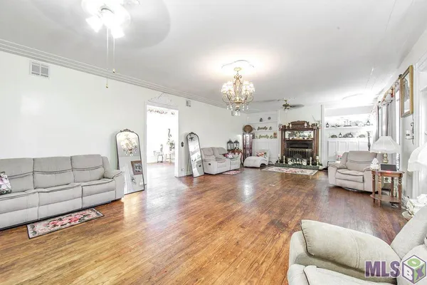 $410,000 | 208 Highway 20 Thibodaux La, Thibodaux, LA 70301