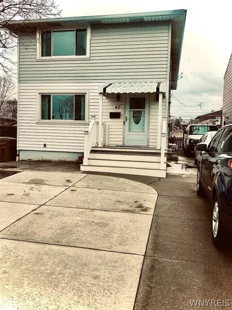 $1,700 | 47 Awood Place, Cheektowaga, NY 14225