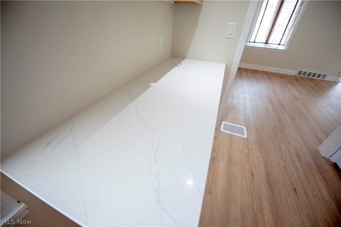 3213 Joslyn Road Cleveland, OH 44111 - Photo 11 of 50 Gallery Image 11