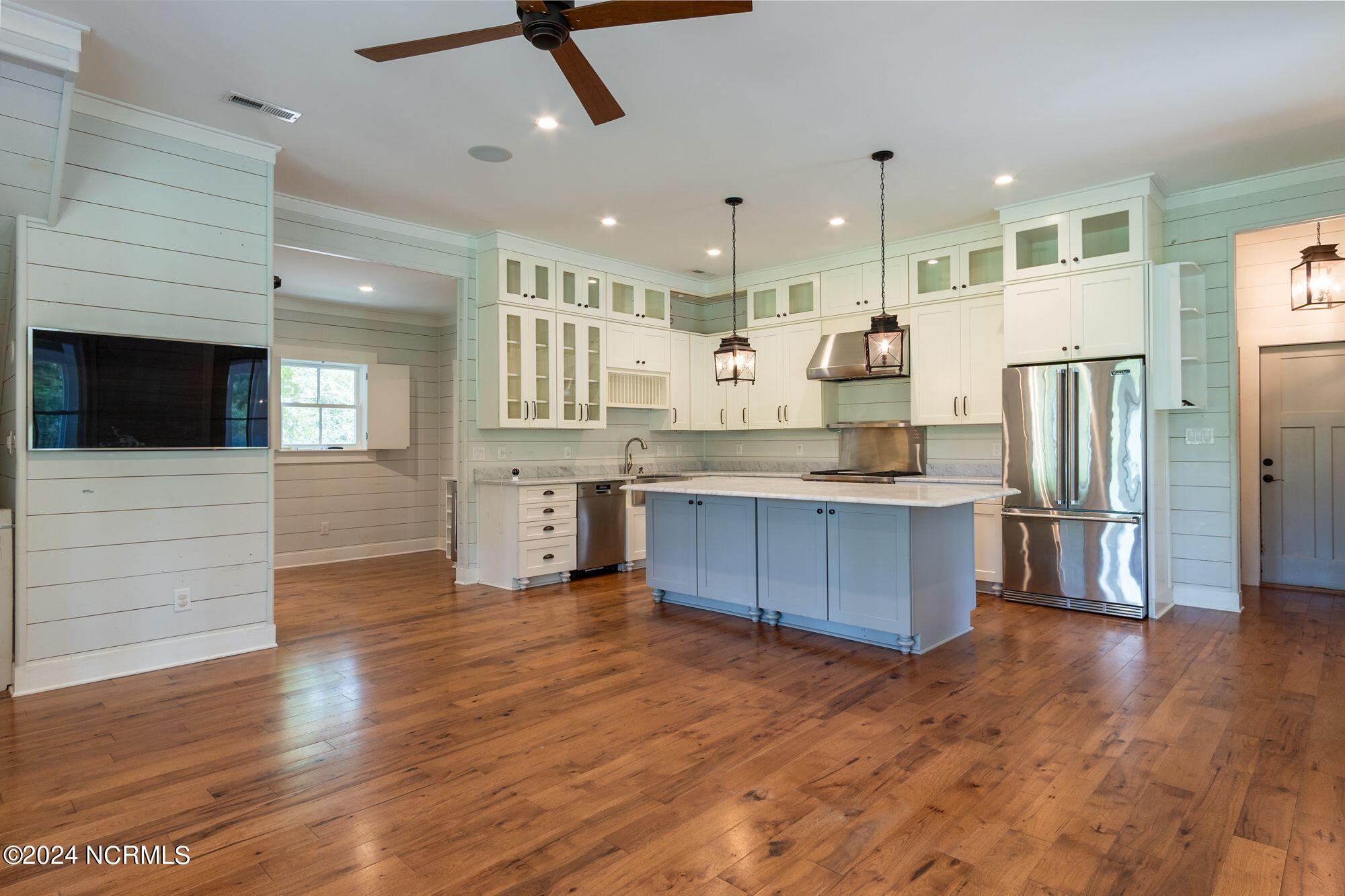 330 Half Moon Road New Bern, NC 28560 - Photo 11 of 45 330 Half moon-13